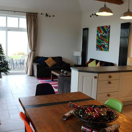 Penlan Coastal Cottages - Cornerstone أبيربورث المظهر الخارجي الصورة